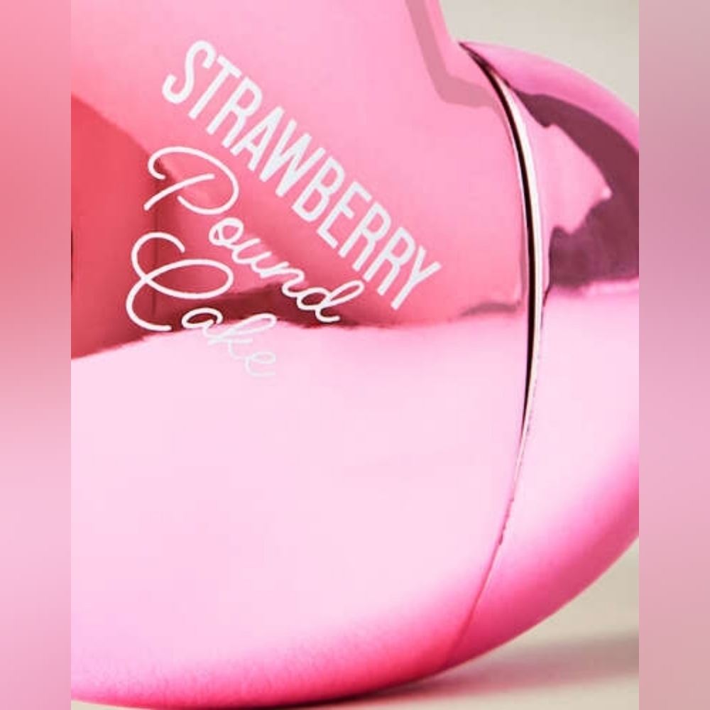 Strawberry Pound Cake Heart Lip Oil (2) - Picture 3 of 5